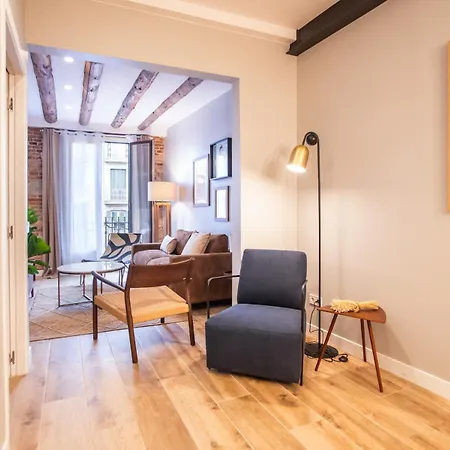 23mal1075- Beautiful 2br Near Sagrada Fa