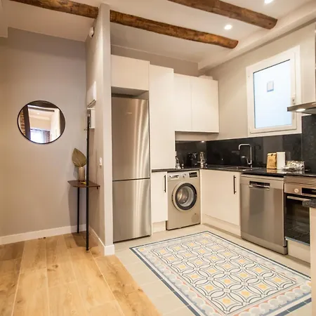 Apartment 23mal1075- Beautiful 2br Near Sagrada Fa *