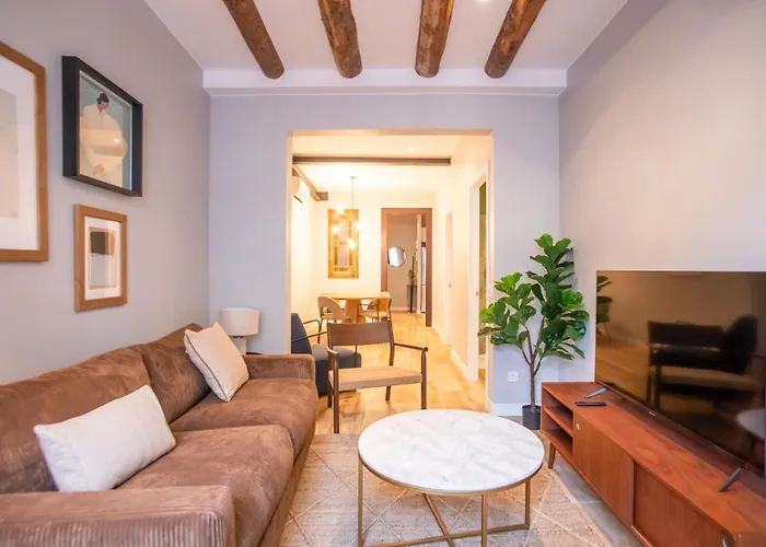 23mal1075- Beautiful 2br Near Sagrada Fa