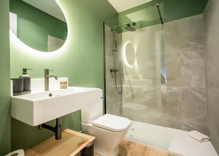 23mal1075- Beautiful 2br Near Sagrada Fa *